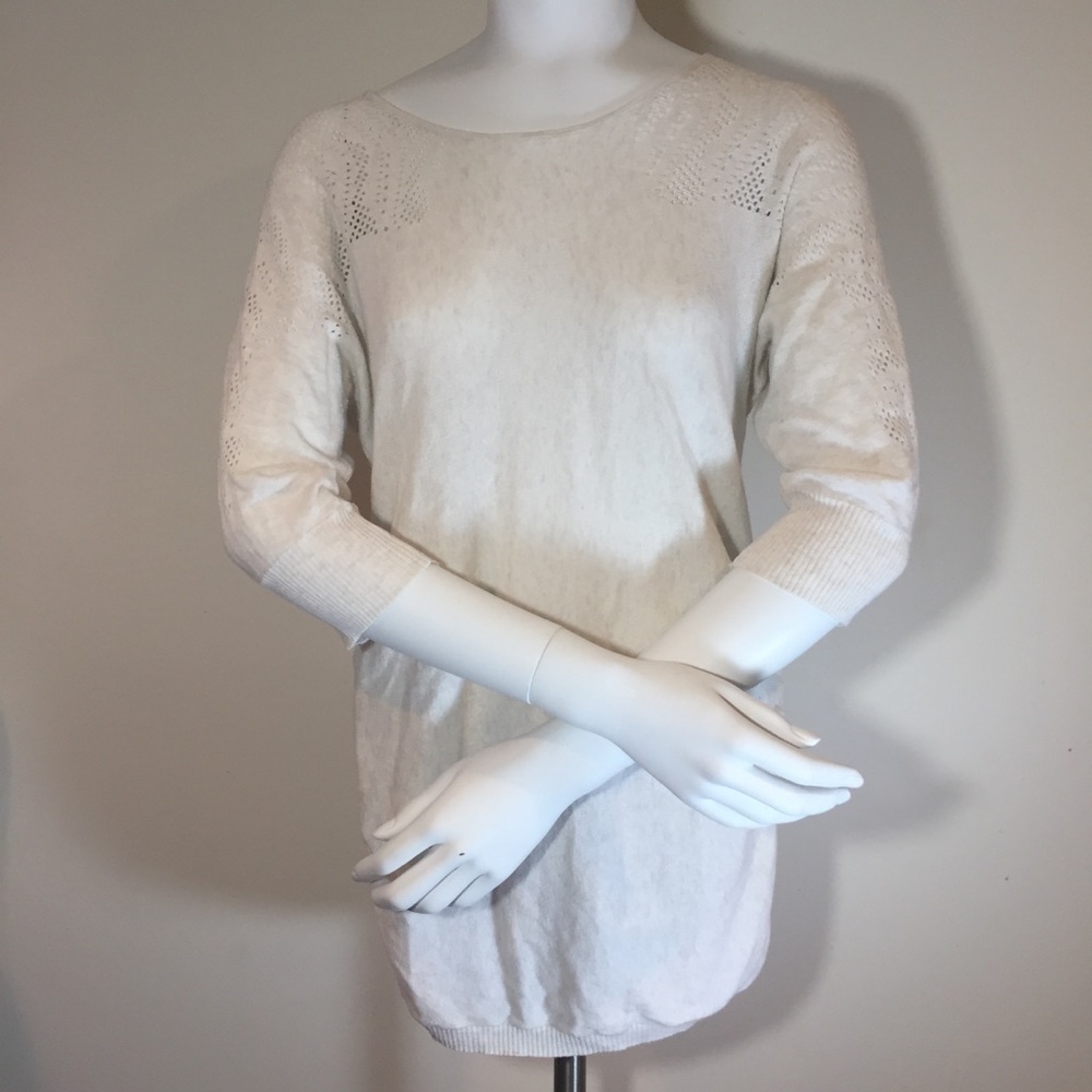 🔴Motherhood women’s maternity white sweater XS